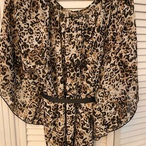 WET SEAL Women's Pullover Blouse Batwing Sleeve Animal Print Brown Size Large
